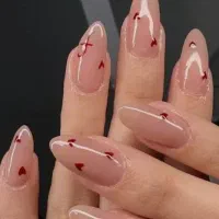 ناخنکار و مژه کار