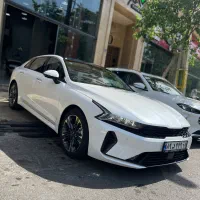 کیا اپتیما k5 سفید مدل 2025 صفر خشک مدارک اماده