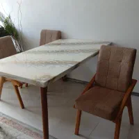 میز ناهارخوری