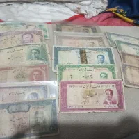 تعدادی سکه واسکناس قدیمی زیبا