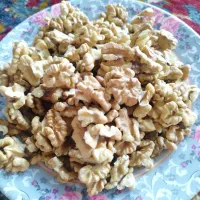 مغز گردو درجه ۱روستای توآباد