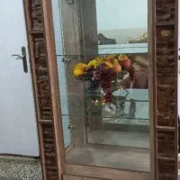 ویترین کشو دار