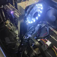 کامپیوتر و لپ تاپ تعمیر.ارتقا.سرویس.اسمبل در محل