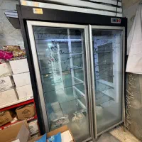 یخچال ویترینی دو طرف شیشه در حد نو