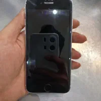 ایفون se2020