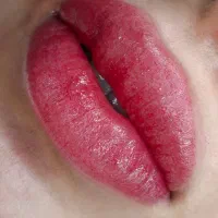 شیدینگ لب و تینت لب روسی فقط ۱ تومن