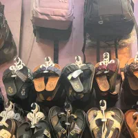 فروشنده کفش