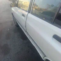پراید  131 خط و خش جزیی داره .