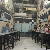 کارگر ساده قهوه خونه
