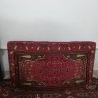 یک جفت پشتی در حد سالم و تمیز
