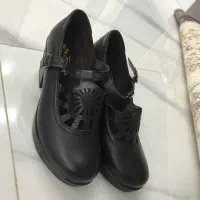 کفش چرم زنانه