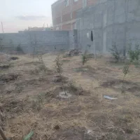 زمین چهاردیواری