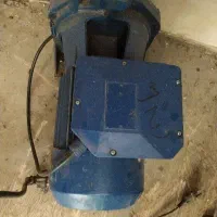 پمپ آب یکو نیم اسب پروانه برنجی