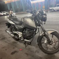 موتورسیکلت پالس ۱۸۰