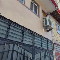 واحد ۹۰ متری درجه یک حیاط دار