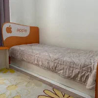 تخت و میز آرایشی