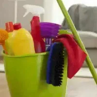 شرکت خدماتی نظافت خانم گل