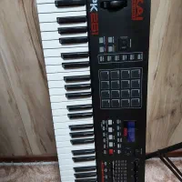 میدی کیبورد akai mpk 261