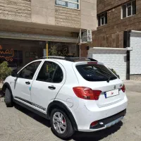 کوییک r مدل ۹۹ بی رنگ