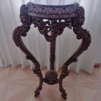 میز کنار سالنی نو