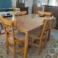 میز ناهار خوری