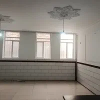 خانه اجاره ای واقع در بیست متری میقان