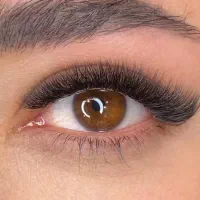 اکستنشن مژه و کاشت ناخن لیفت ابرو