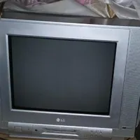 سه عدد سماور.یک عدد گاز فردا.دو عدد تلویزیون