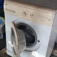 ماشین لباسشویی تکنوکیت ۵ کیلویی در حد نو