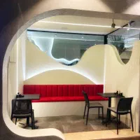 فضای دنج برای دورهمی، تولد و جشن‌های کوچک