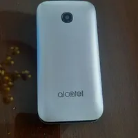 آلکاتل 1 با حافظهٔ ۸ گیگابایت