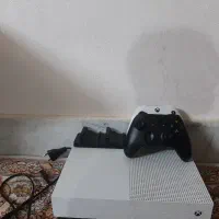 ایکس باکس وان اس با دسته سری اس