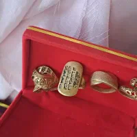 انگشتر، گوشواره، گردنبند