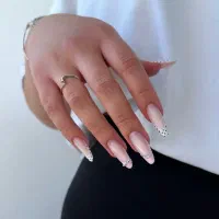 آموزش صفر تا صد کاشت ناخن
