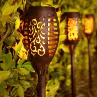 چراغ خورشیدی باغچه طرح شعله (فروش اینترنتی)