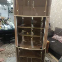 بوفه چند طبقه دارای لامپ هالوژن