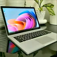 خدمات تعمیرات و ارتقاء کامپیوتر (در محل)