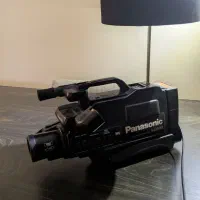 آباژور کلکسیونی دست ساز با بدنه دوربین قدیمی