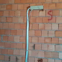 نصب کولر. نصاب کولر  اسپلیت. لوله کشی اسپلیت