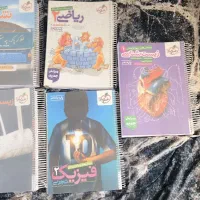 کتاب تست های سال یازدهم خیلی سبز