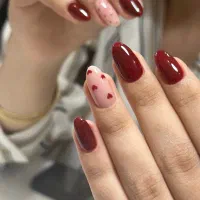 کاشت و ترمیم ناخن