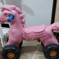 اسباب بازی اسبی بچگونه