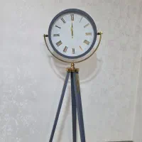 ساعت ایستاده
