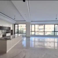 ۲۱۰ متری ، تاپ لوکیشن ، کم واحد