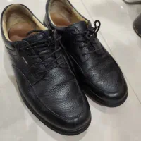 کفش البرز سایز ۴۵ و بوت سایز ۱۰ خارجی