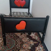 تختخواب فلزی