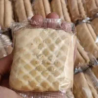 کلوچه خرمایی گردویی کنجدی