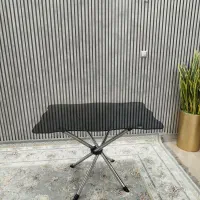 میز چهار نفره