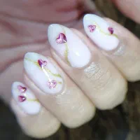 خدمات ناخن (عکس آگهی نمونه کارمه)