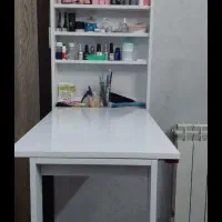 میز کاشت ناخن